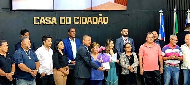 Presidente C Lio Pebas Conclui Bi Nio Sess O Solene Homenagens E