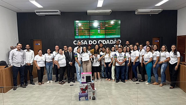 CÂMARA RECONHECE TRABALHO DA APAE-MUCURI: 23 ANOS DE AMOR, LUTA E INCLUSÃO